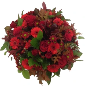 Rouwstuk rond warm rood.